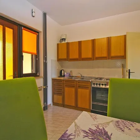 Apartment Fuer 5 Personen Ca 50 Qm In Medulin, Istrien Suedkueste Von Istrien Medulin